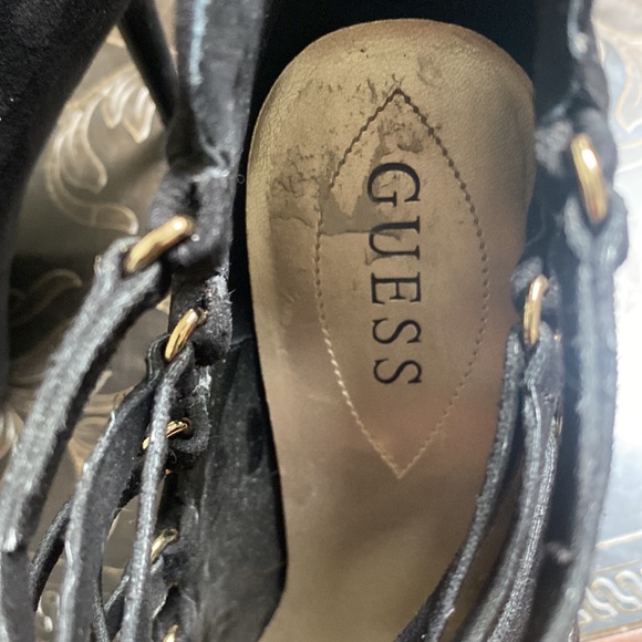 Guess Black Suede Cris Cross Strapped Pointed Heels size 9.5M - Picture 5 of 11